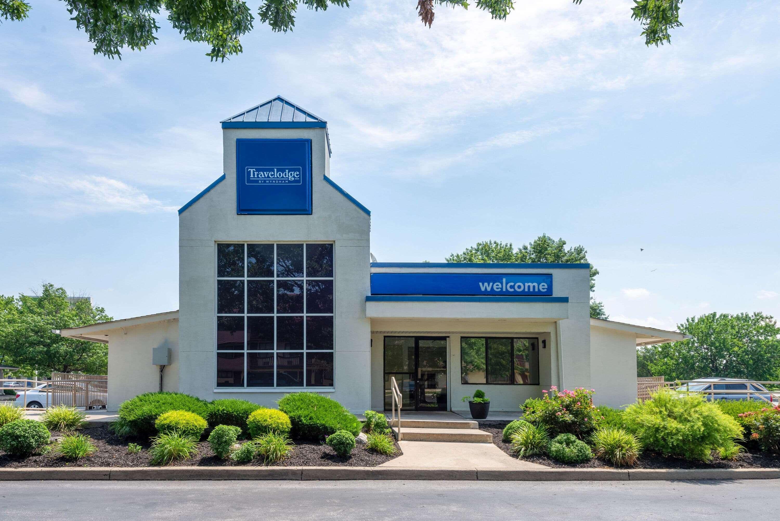 Travelodge By Wyndham Essington / Philadelphia Airport Exterior photo